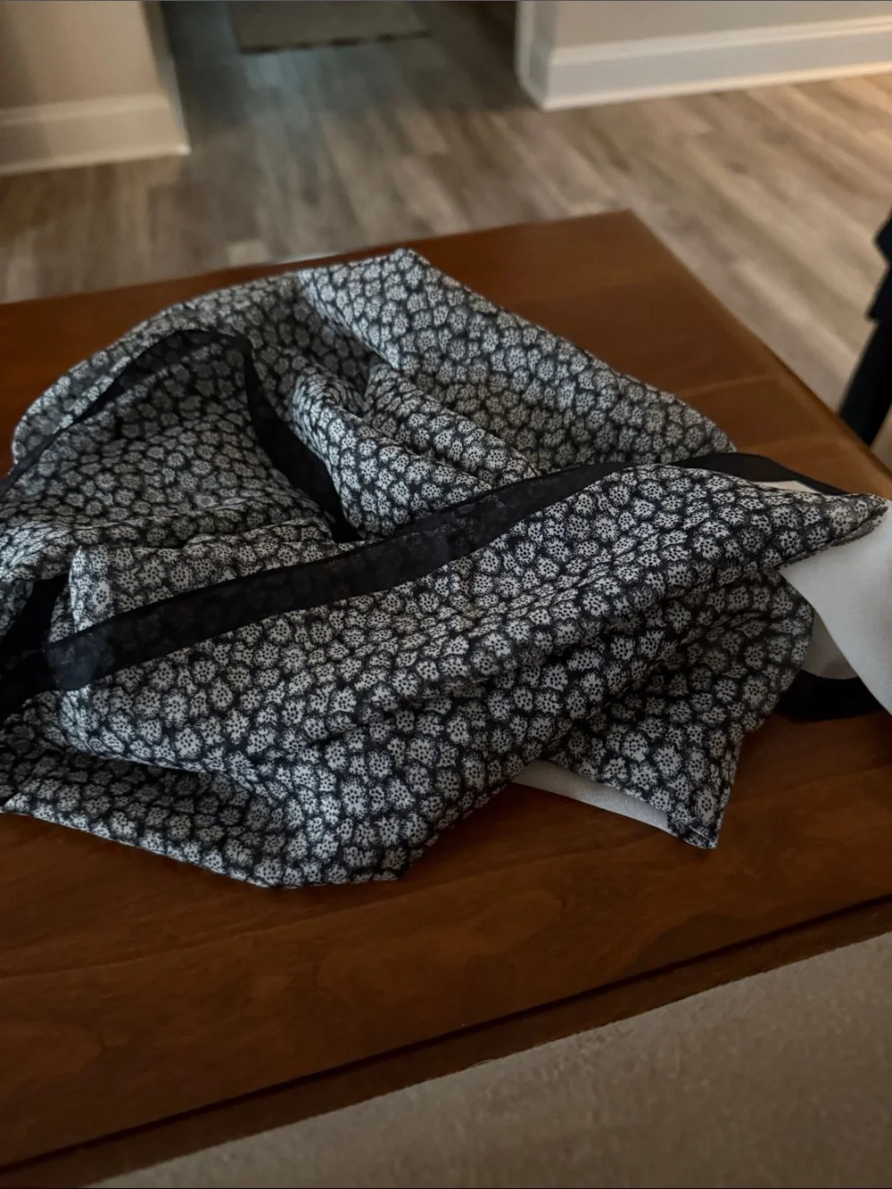 Black and White Floral Print Lightweight Scarf - Unknown Brand
